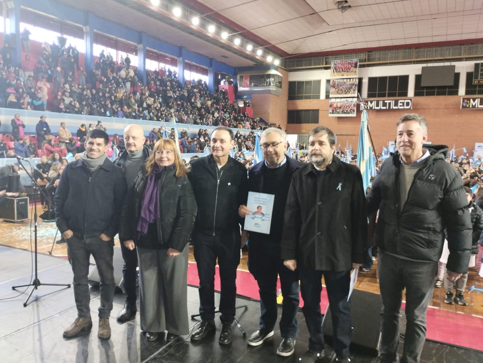 Promesa a la Bandera Nacional en San Martín: un acto cargado de emoción y compromiso patrio