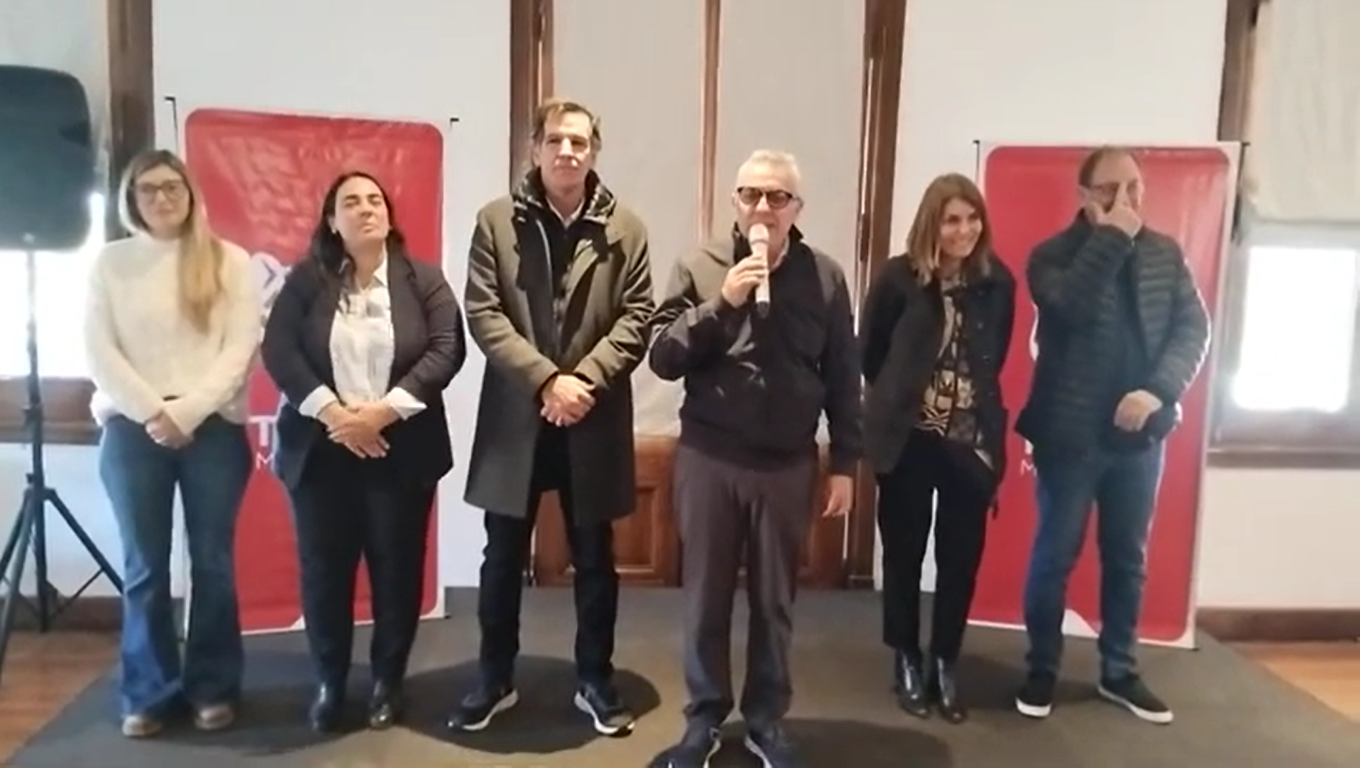 Julio Zamora recibió a la prensa en el Día del Periodista