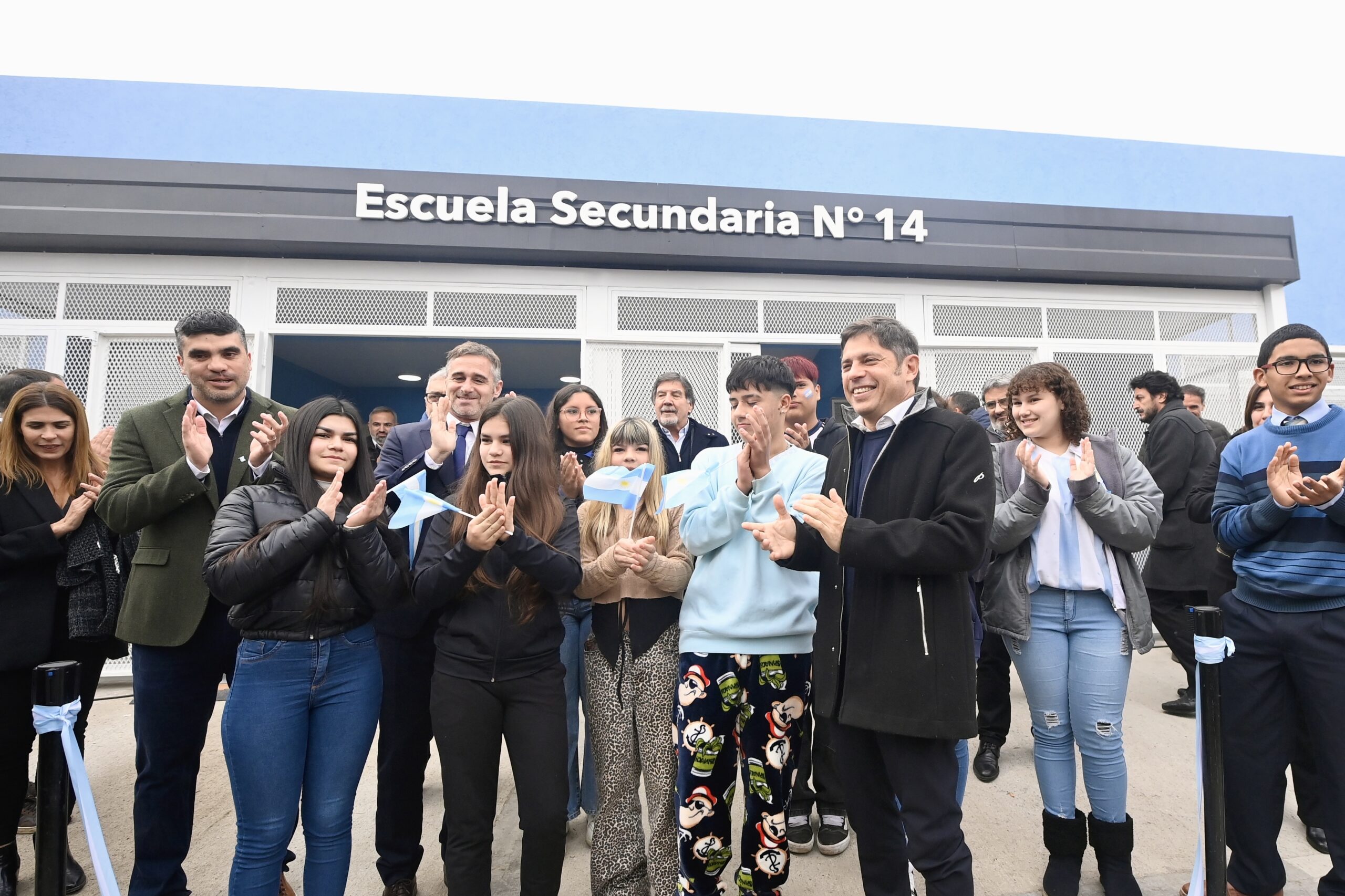 Kicillof inauguró el nuevo edificio de la Escuela Secundaria N° 14 en Presidente Derqui