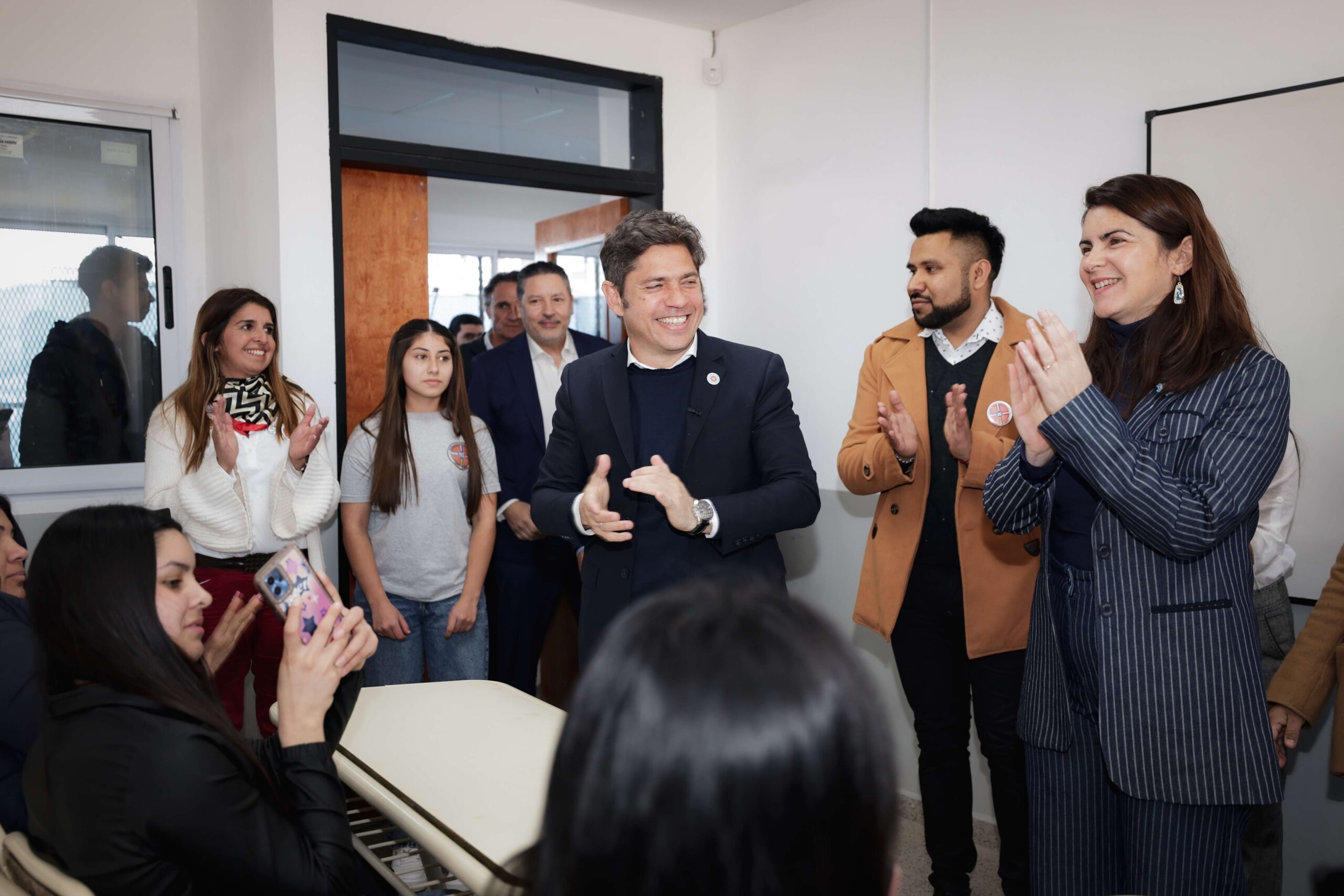Kicillof inauguró el edificio educativo N°270