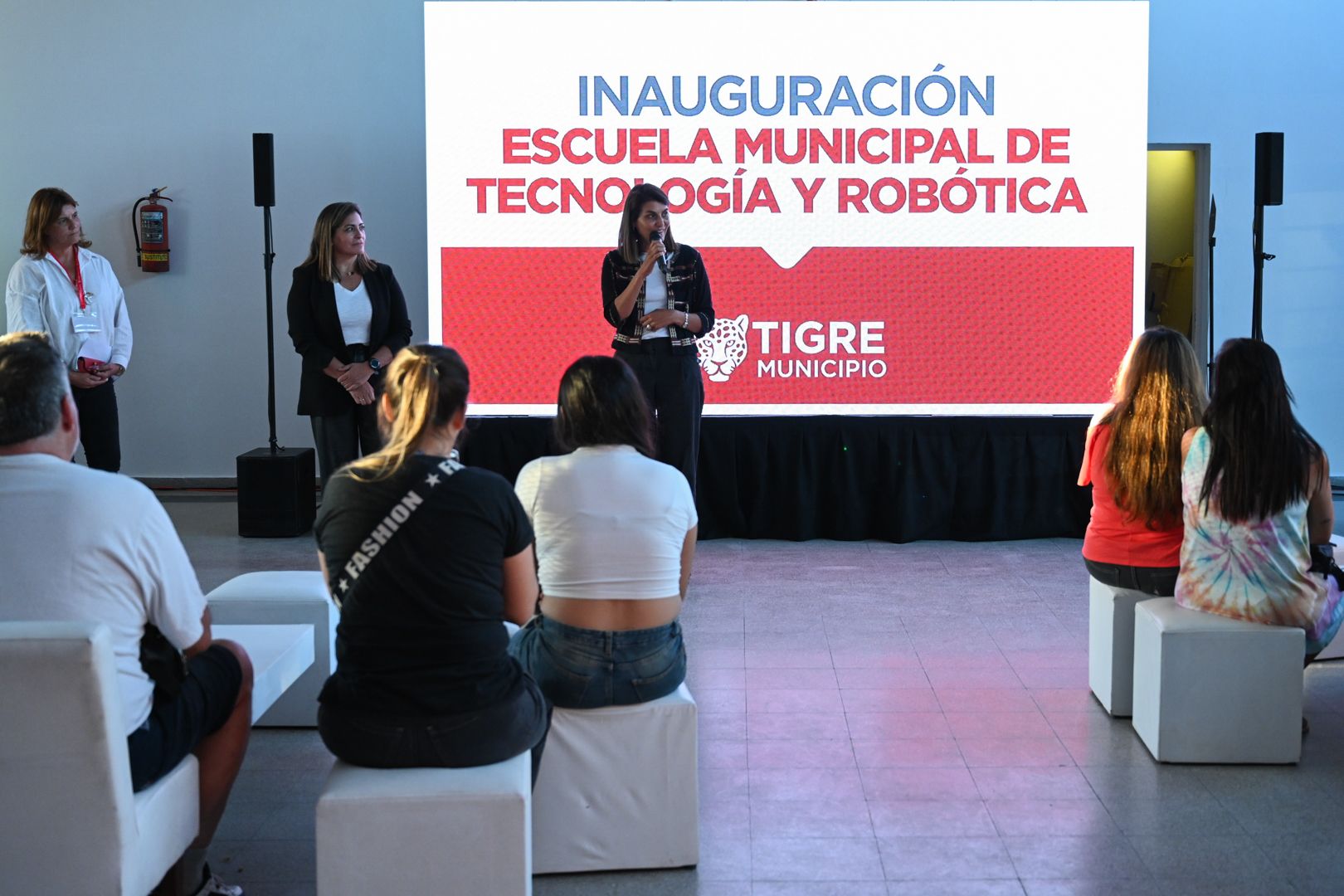En el CUT, se inauguró la Escuela de Tecnología y Robótica del Municipio de Tigre